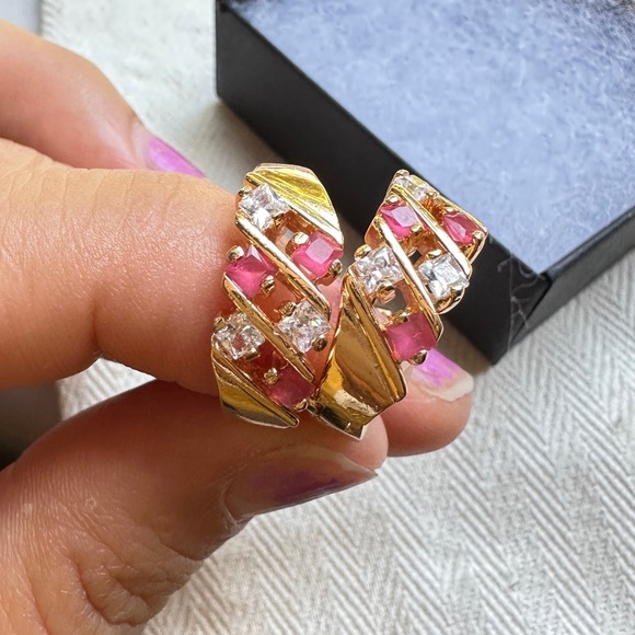 Neiman Marcus Jewelry - 14k gold filled hoops